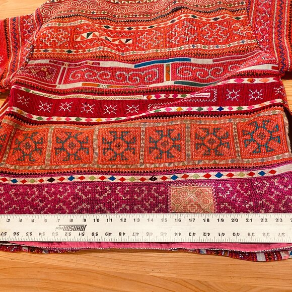 Rare Vintage Antique Hand Embroidered Hmong Coat - Picture 16 of 16